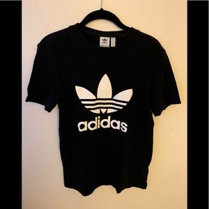 Adidas T-shirt